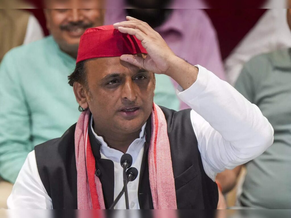 अखिलेश यादव