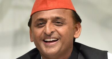 अखिलेश यादव