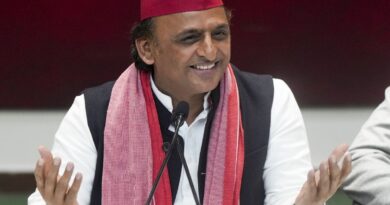 अखिलेश यादव