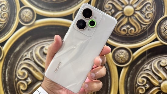 realme 15000 mah battery phone price