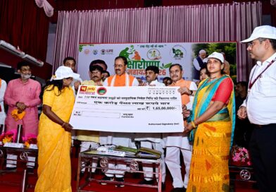 उप मुख्यमंत्री केशव प्रसाद मौर्य ने झांसी में किया वृक्षारोपण महायज्ञ-2026 का शुभारंभ