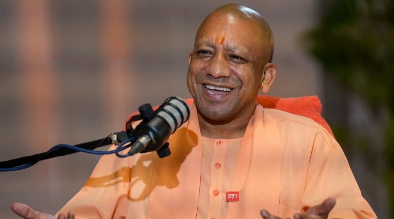लाखों मजदूरों और कर्मचारियों के लिए बड़ा ऐलान, योगी सरकार ने लागू किया डबल पेमेंट का धांसू नियम