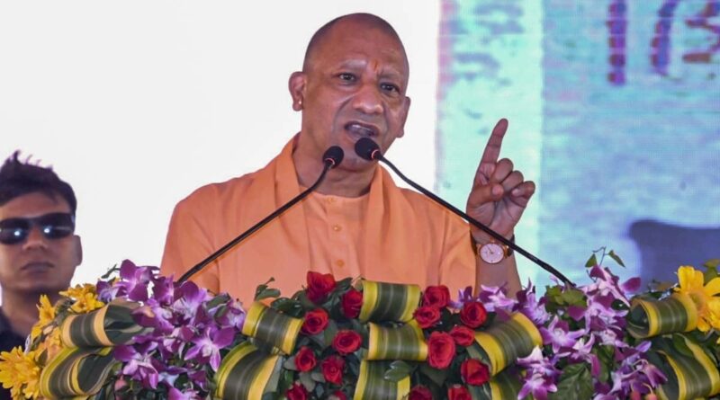 योगी सरकार का बड़ा तोहफा! आउटसोर्स कर्मचारियों की सैलरी में बंपर बढ़ोतरी, जानें किसे कितना मिलेगा UP outsource employee salary hike