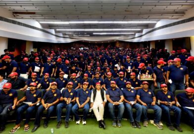 ‘Blue Army’ with Red Cap: विधानसभा चुनाव से पहले अखिलेश यादव का बड़ा दांव, क्या है सियासी मायने ‘Blue Army’ with Red Cap