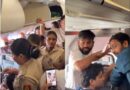 दिल्ली एयरपोर्ट पर उस समय बड़ा कानूनी व प्रशासनिक विवाद खड़ा हो गया जब दिल्ली पुलिस की टीम ने लैंडिंग के तुरंत बाद विमान के भीतर दाखिल होकर कॉकरोच जनता पार्टी के संयोजक अभिजीत दीपके और उनके साथियों को हिरासत में ले लिया।