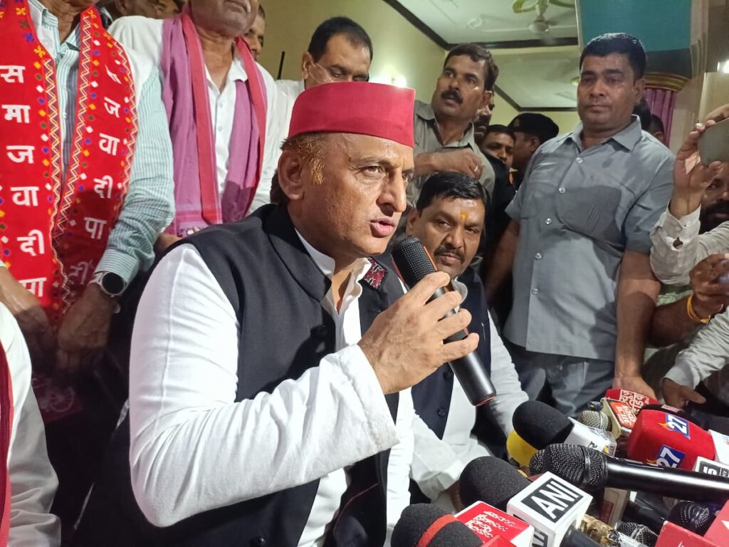 अखिलेश का 'मास्टरस्ट्रोक'